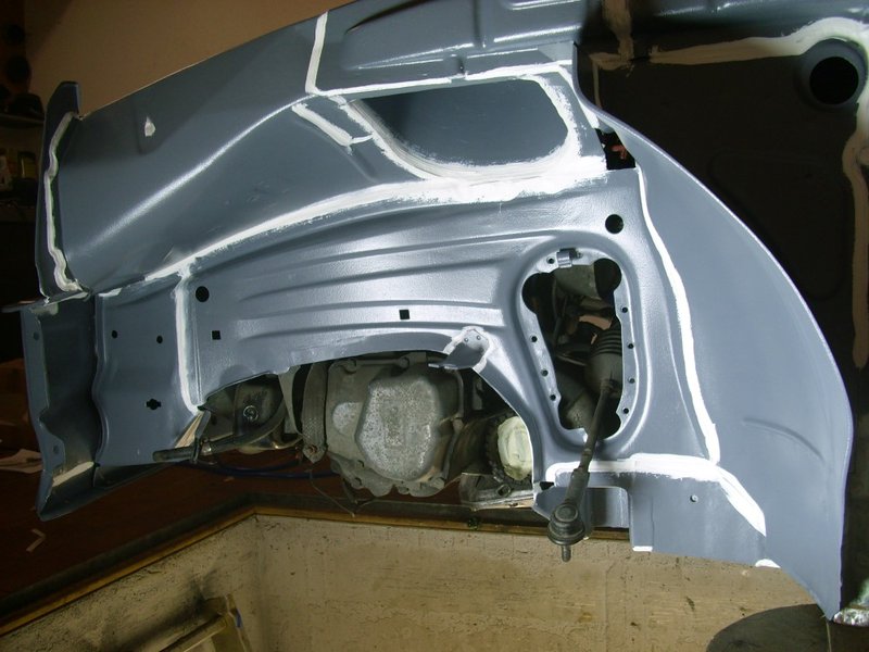 DSCI0197 (Andere).JPG (165.86 KiB) 45668 mal betrachtet Die Dichtmasse machts nicht schöner, aber dichter.