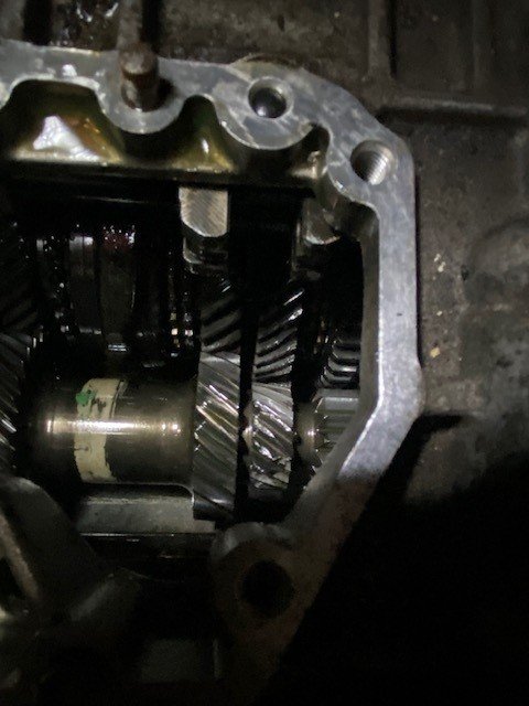 Öffnung Getriebe.jpg