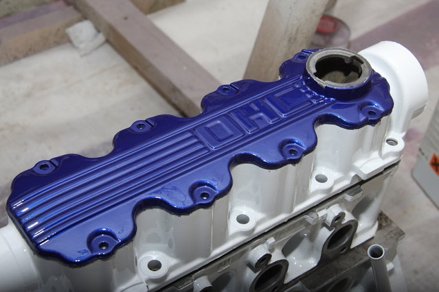 cors357.JPG (380.66 KiB) 30380 mal betrachtet Der Nockenwellendeckel in Racingblue/Imperialblau