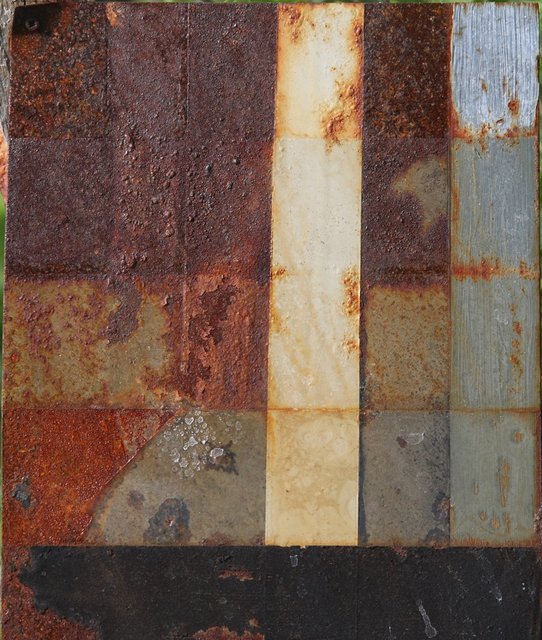 rost49.JPG (309.64 KiB) 58262 mal betrachtet Die obere Hälfte