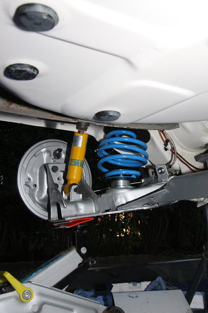 cors481.JPG (372.67 KiB) 76608 mal betrachtet ... und von innen